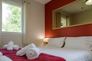 迷你吧、特色家居、熨斗/熨板、免费 WiFi