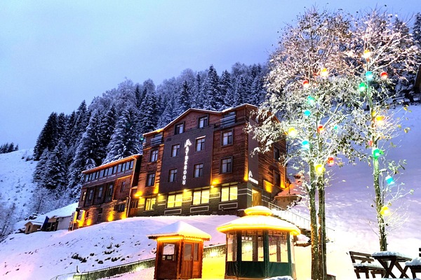 Front of property - evening/night