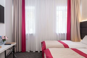 Business Room | In-room safe, laptop workspace, iron/ironing board, free WiFi - Minima Hotel Belorusskaya (Moscow)