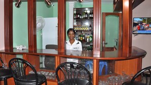 Bar (on property) - Six Eight Motel (Arusha)