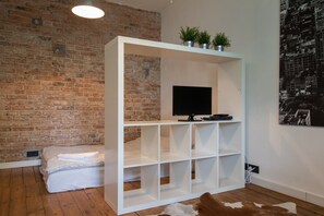 時尚開放式客房, 1 張標準雙人床及 1 張梳化床 | 客房設施服務