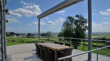 Bungalow de lujo, 4 habitaciones, sauna | Terraza o patio