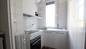 Apartment (2 Bedrooms) | Eigene Küche | Kühlschrank, Ofen, Herdplatte, Geschirrspüler