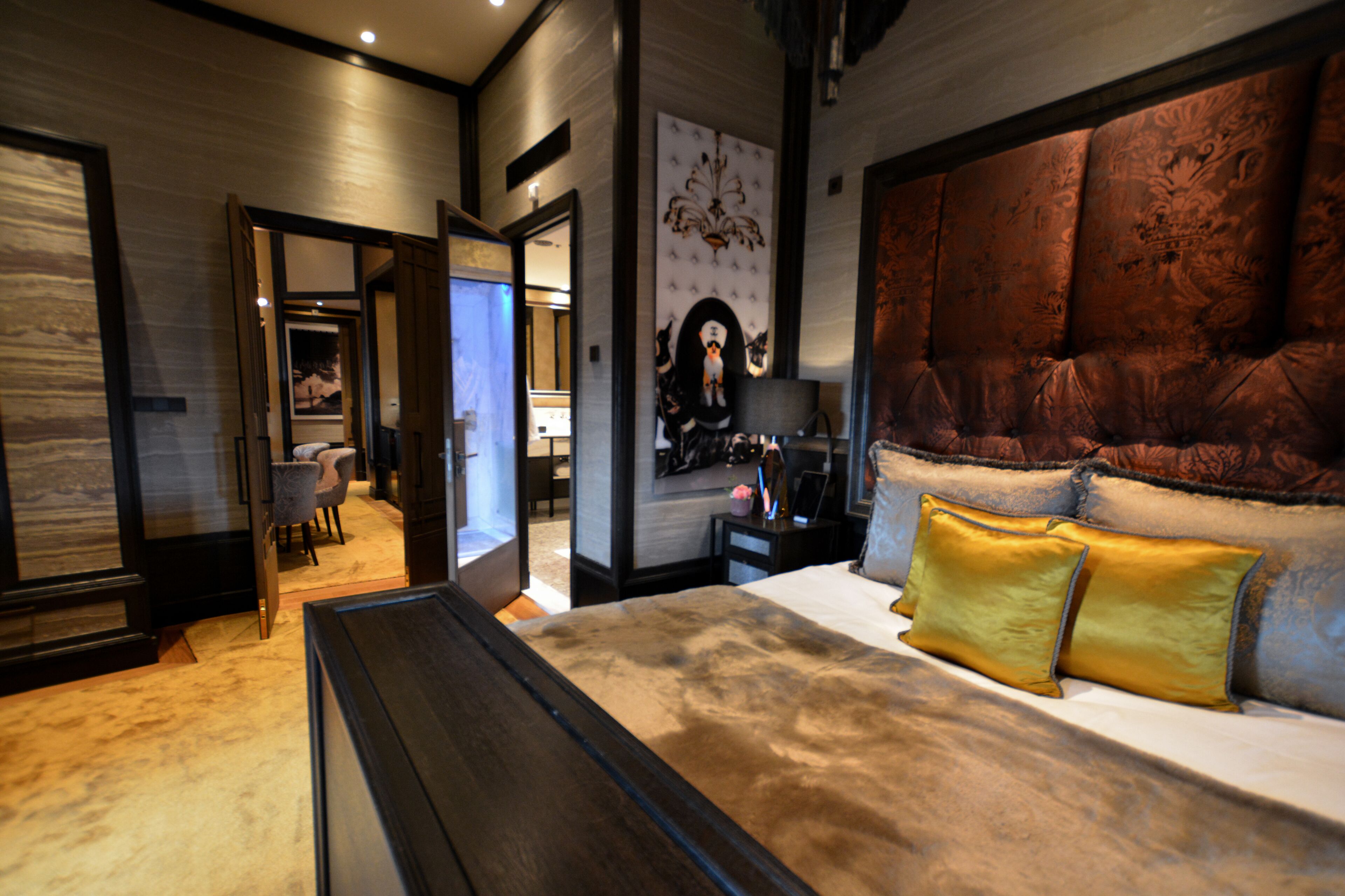 penthouse suite | premium bedding, free minibar items, in-room safe