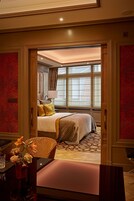 Premium bedding, free minibar items, in-room safe