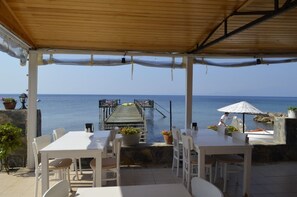 Se sirven desayunos, almuerzos y cenas