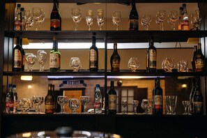 Spécialités Cuisine locale et internationale