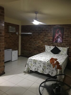 4 bedrooms, blackout drapes, soundproofing, free WiFi - Pousada Oásis do Barral (Rio de Janeiro)