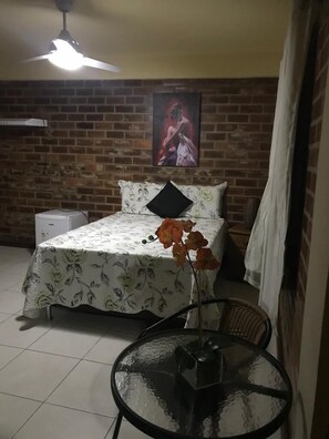 4 bedrooms, blackout drapes, soundproofing, free WiFi - Pousada Oásis do Barral (Rio de Janeiro)
