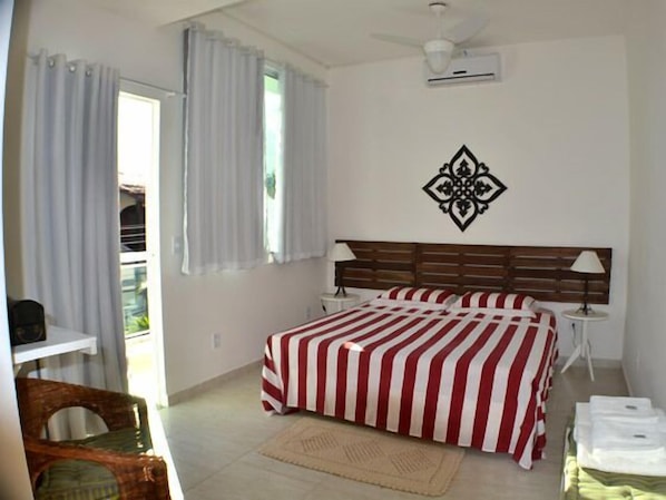 Minibar, blackout curtains, free WiFi, bed sheets