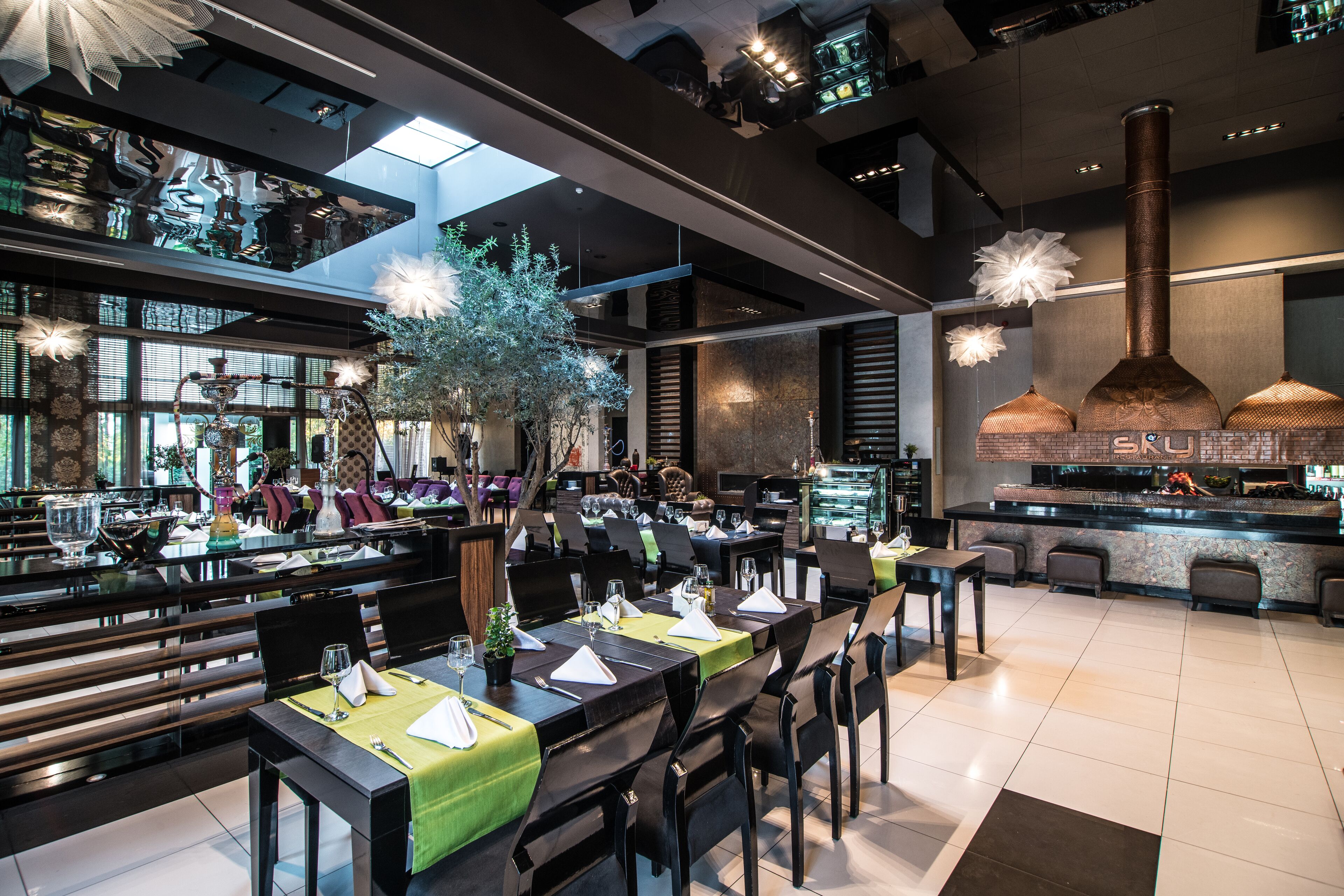 breakfast, lunch, dinner served; local and international cuisine