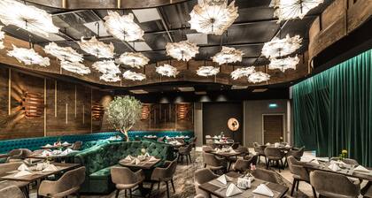 Sky Blue Hotel & Spa