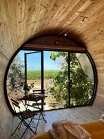 Habitación panorámica, 1 cama doble, vistas al viñedo (Botte con vista sul vigneto) | 1 dormitorio, ropa de cama de alta calidad, colchones viscoelásticos
