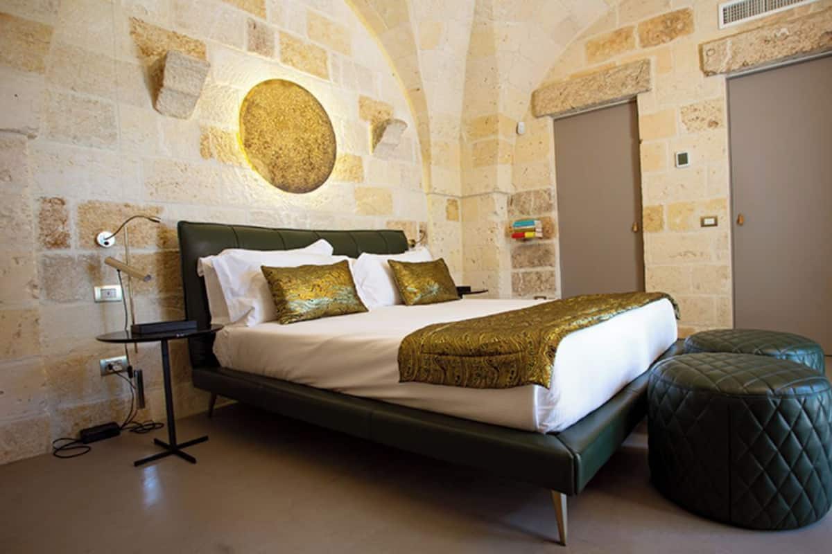 Suite, bad | 1 slaapkamer, luxe beddengoed, bedden met traagschuimmatras, een minibar