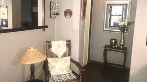 Quầy tiếp tân