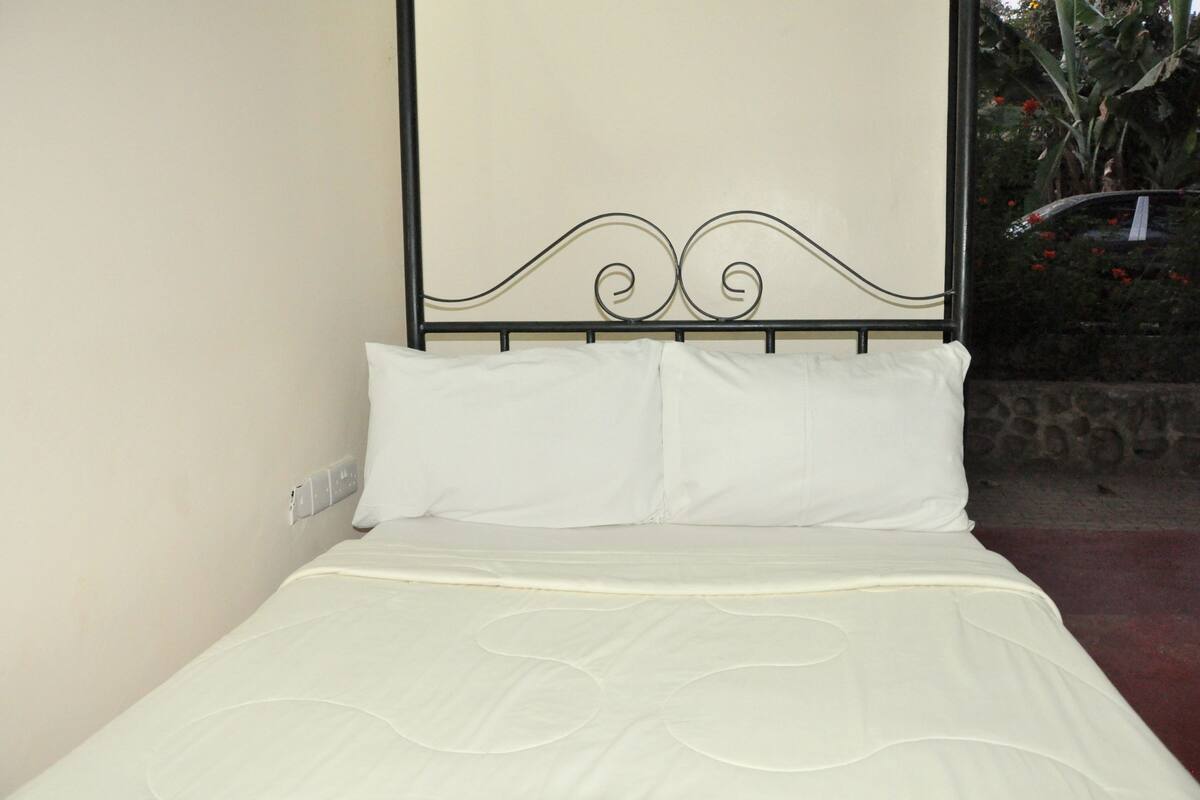 Comfort Single Room