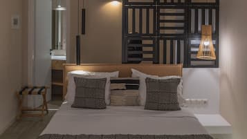 Suite Studio Junior, vue mer | Surmatelas, coffres-forts dans les chambres, décoration personnalisée