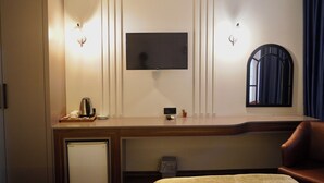 デラックス ツインルーム | ミニバー、セーフティボックス (室内)、デスク、防音設備
