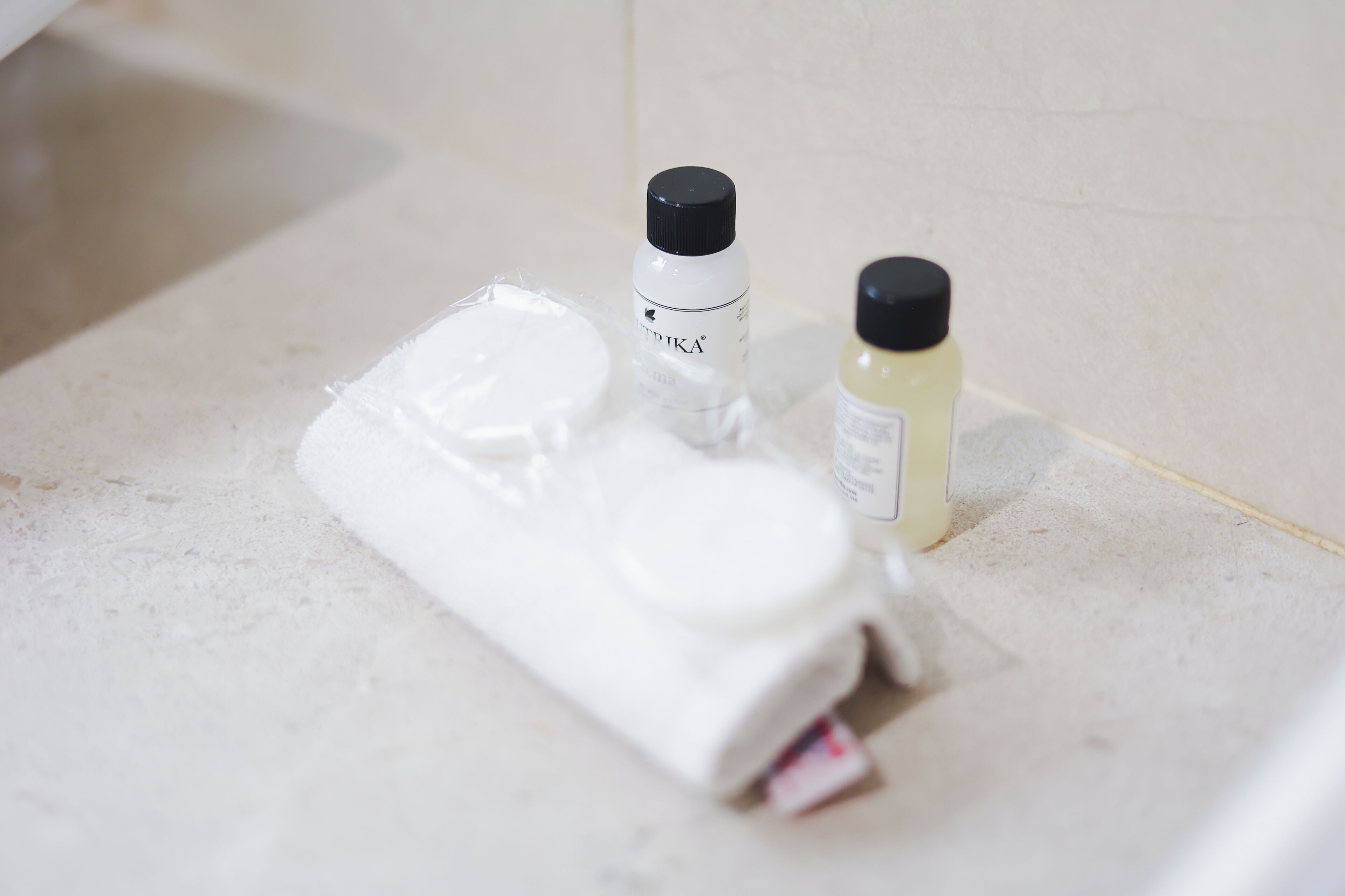 premium suite, 2 bedrooms | bathroom | shower, rainfall showerhead, free toiletries, hair dryer