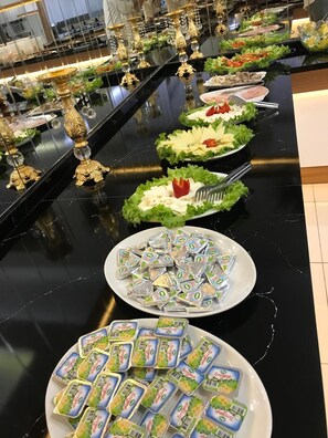 Buffet - Grand Ari Hotel (Afyonkarahisar)