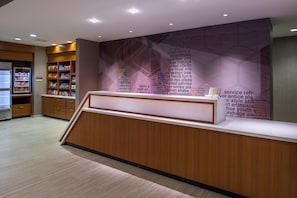 Reception - SpringHill Suites by Marriott Greensboro Airport (Greensboro)