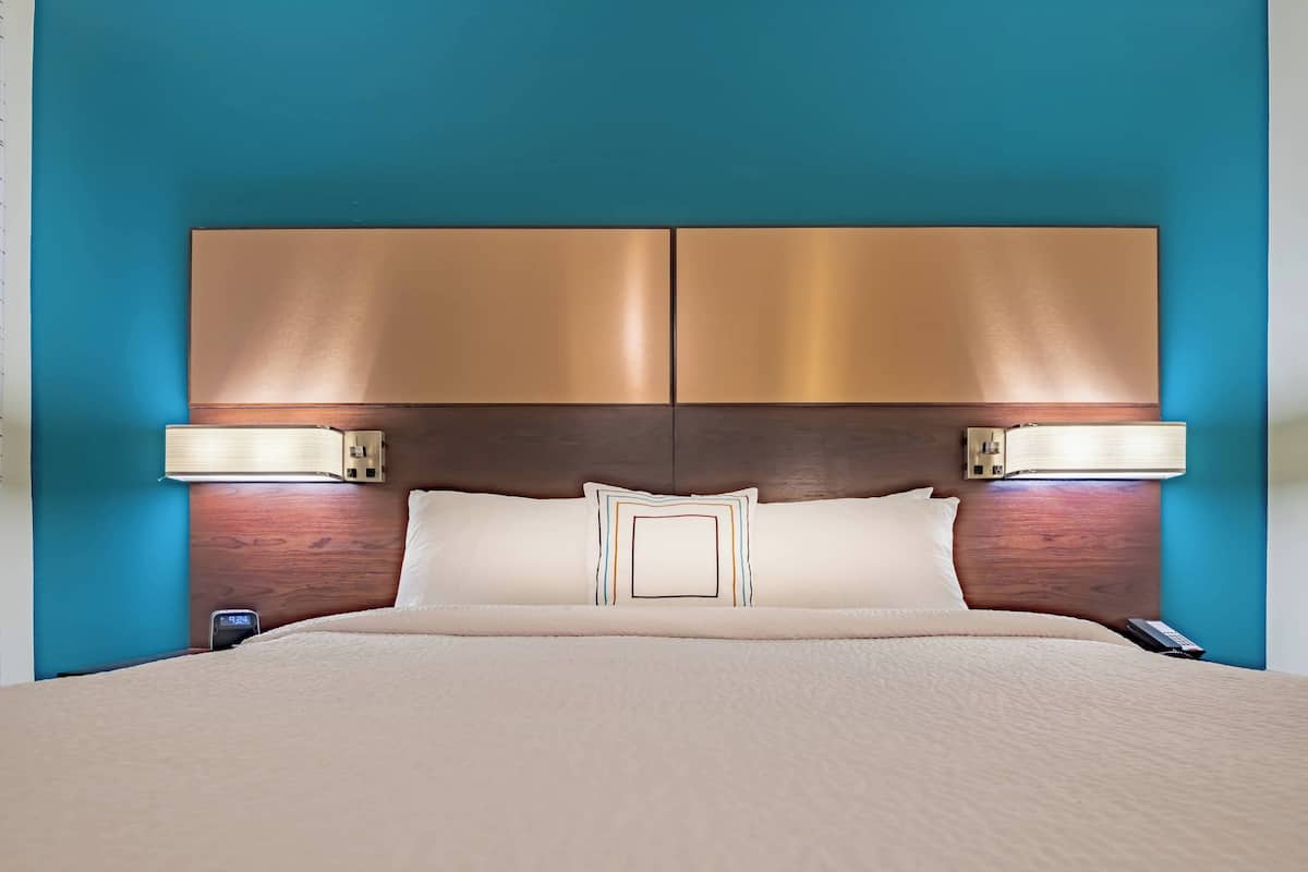 suite, 1 king bed, non smoking, kitchen | 1 bedroom, in-room safe, desk, laptop workspace