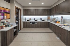 Petit déjeuner continental compris tous les jours