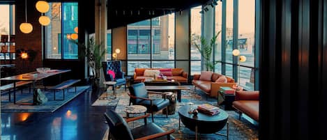 Lobby lounge