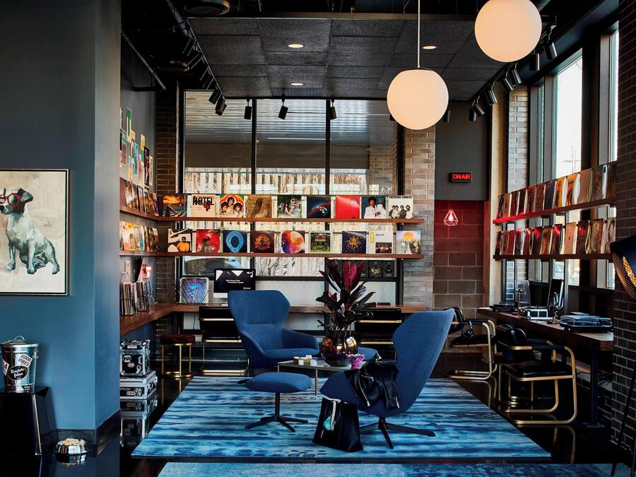 Lounge