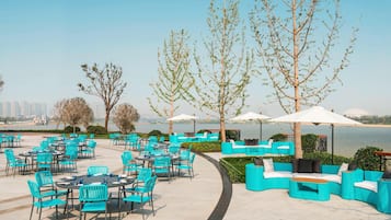 3 Restaurants, Frühstück, Mittagessen, Abendessen, chinesische Küche