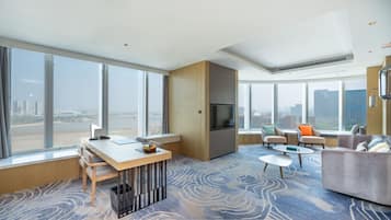 Suite, 1 Doppelbett, Flussblick | Fassade der Unterkunft
