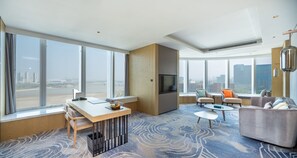Front of property - Le Meridien Xi'an Chanba (Xi'an)