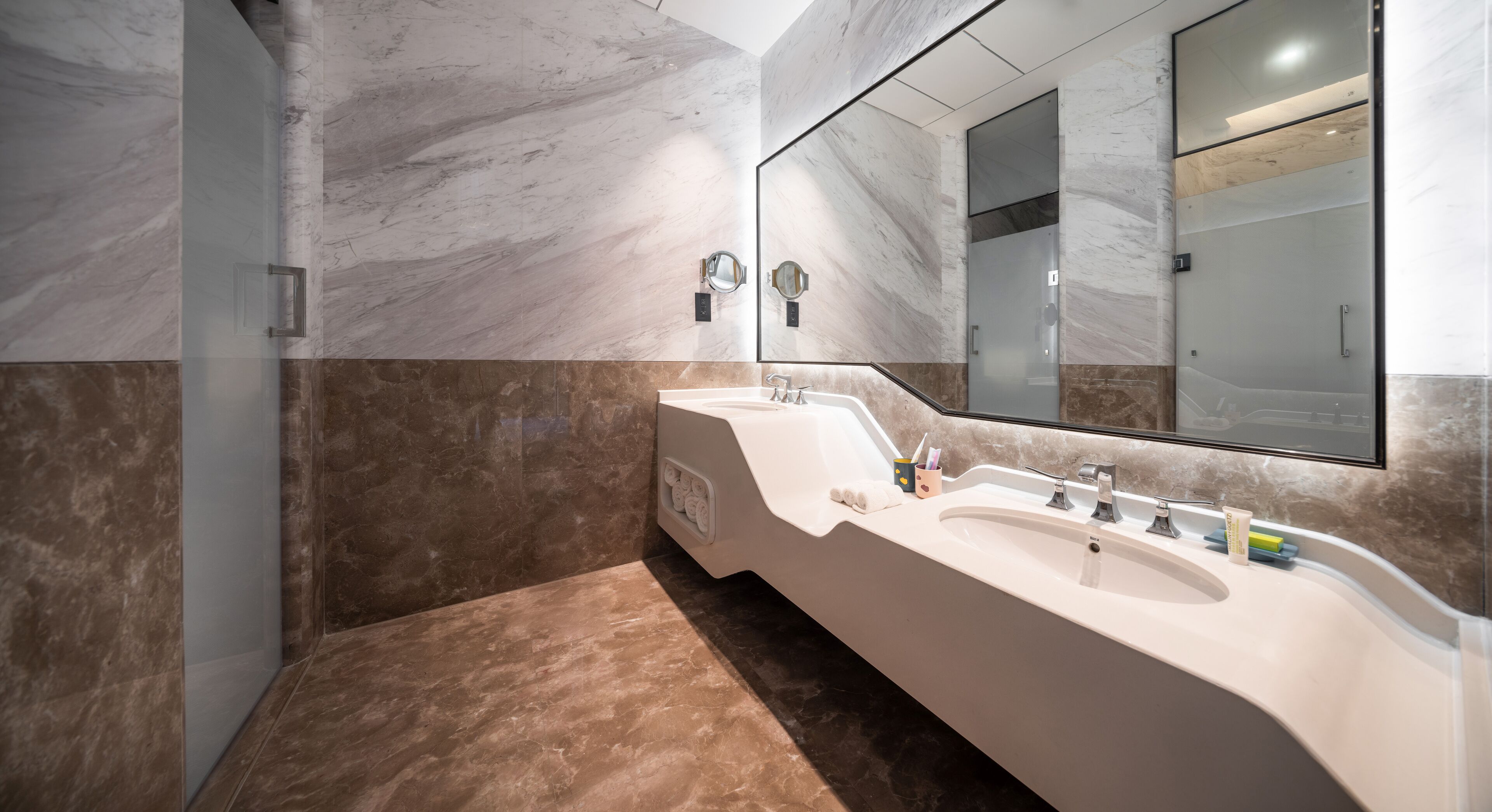 family suite, 2 bedrooms, river view | bathroom | rainfall showerhead, free toiletries, hair dryer, bathrobes