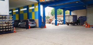 Free self parking
