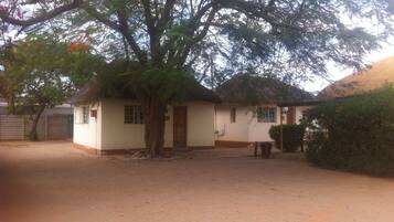 Enceinte de lâhĂ©bergement