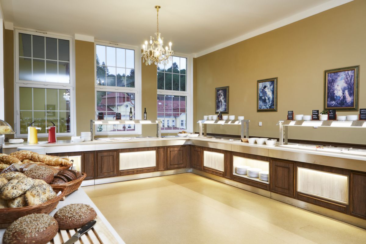 Daily buffet breakfast (EUR 10 per person)