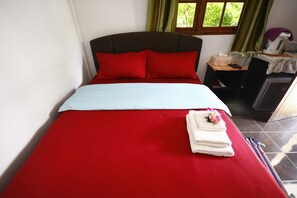 Bureau, Wi-Fi gratuit, draps fournis