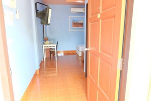 Desk, blackout curtains, free WiFi, bed sheets