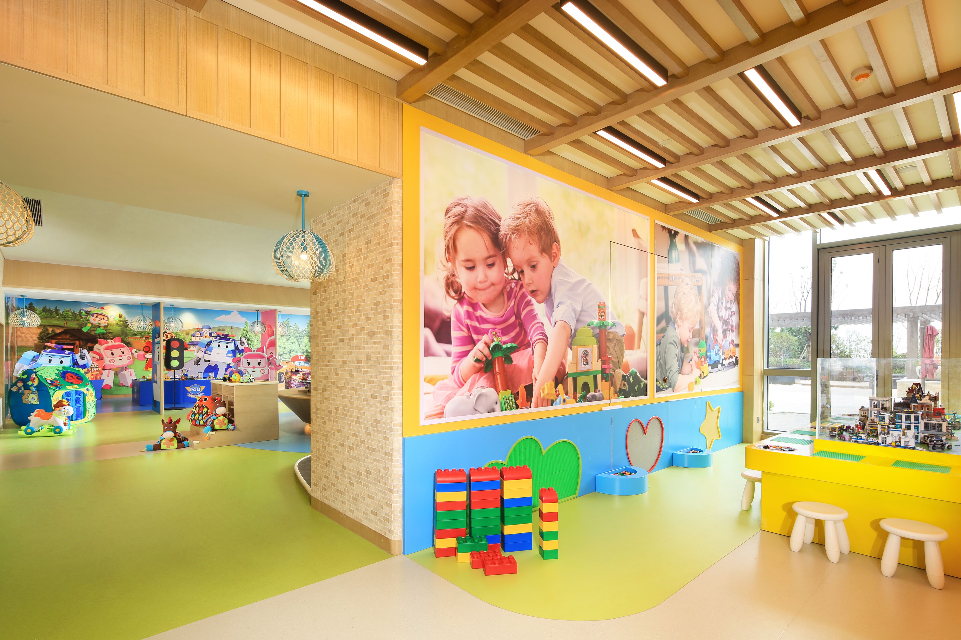 children’s play area – indoor