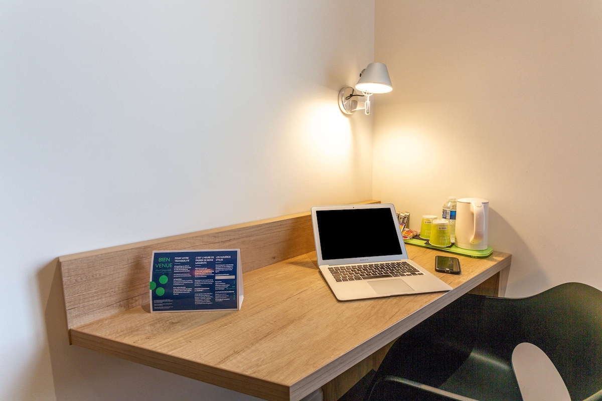 Room amenity