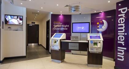 Premier Inn Manchester Salford Media City