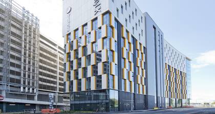 Premier Inn Manchester Salford Media City