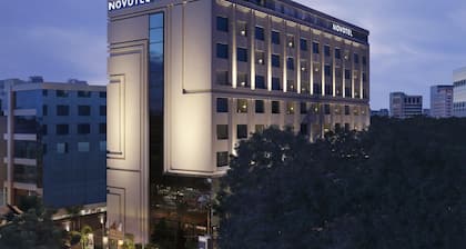 Novotel Chennai Chamiers Road Hotel