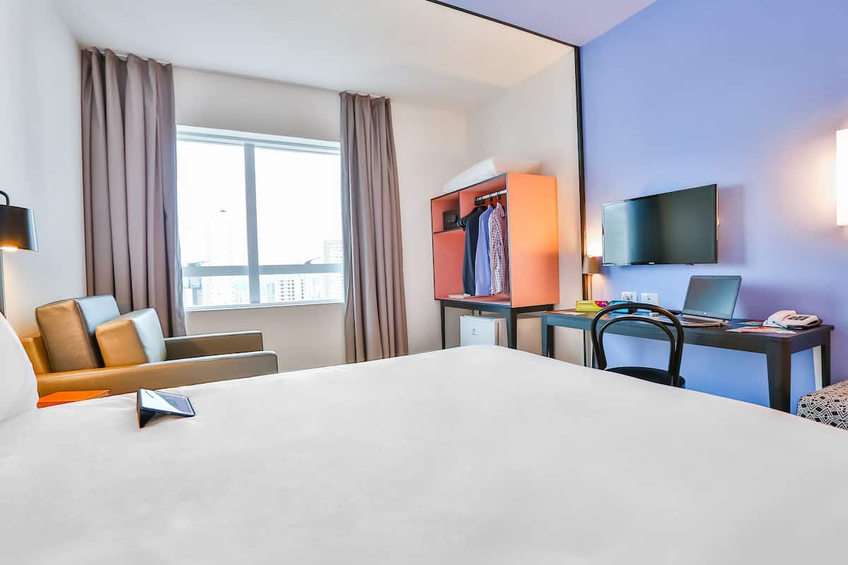 superior apartment, 1 double bed with sofa bed | in-room safe, desk, blackout curtains, soundproofing