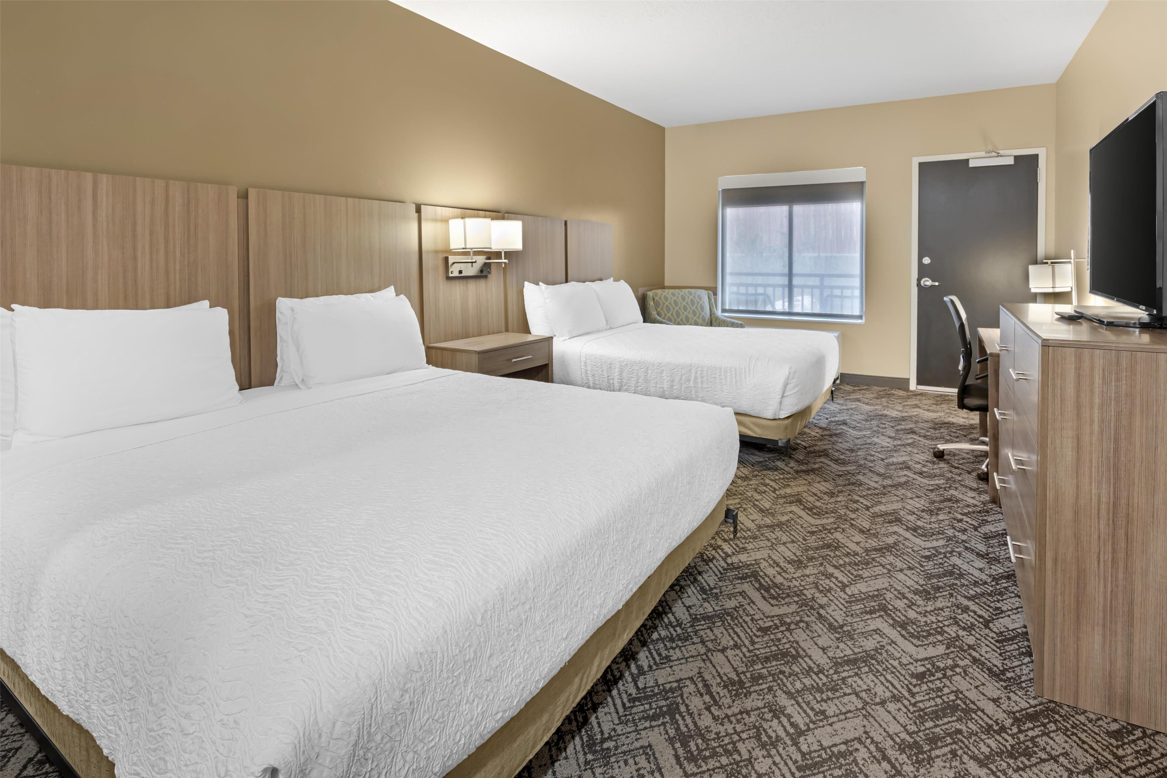 standard room, multiple beds, accessible, patio (with sofabed) | premium bedding, individually decorated, individually furnished, desk