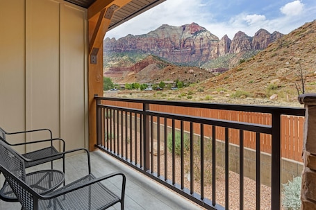 Suite, 2 Queen Beds, Non Smoking, Refrigerator & Microwave (with Sofabed) | Premium bedding, individually decorated, individually furnished, desk. Best Western Plus Zion Canyon Inn & Suites