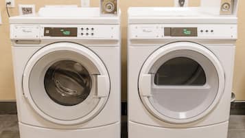 Ruang laundry