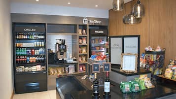 Snack bar