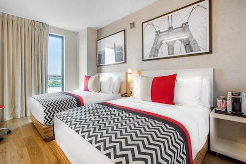 Insignia Hotel Brooklyn, an Ascend Collection Hotel