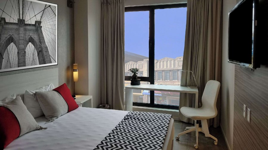 Insignia Hotel Brooklyn, an Ascend Collection Hotel